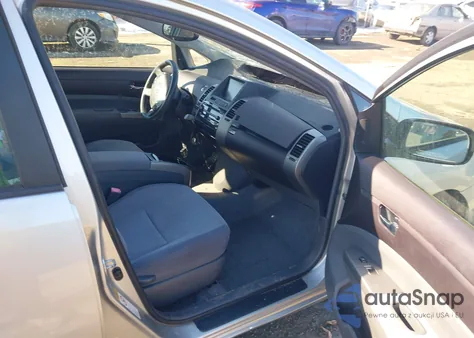 2005 Toyota Prius from USA, damaged, VIN JTDKB20U553017920